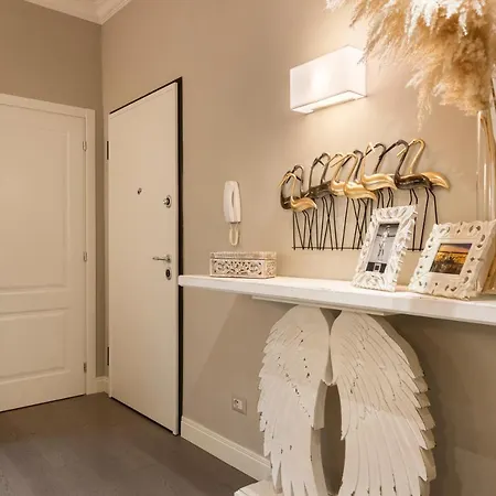 Michelangelo Hideaway By Mmega Apartman *